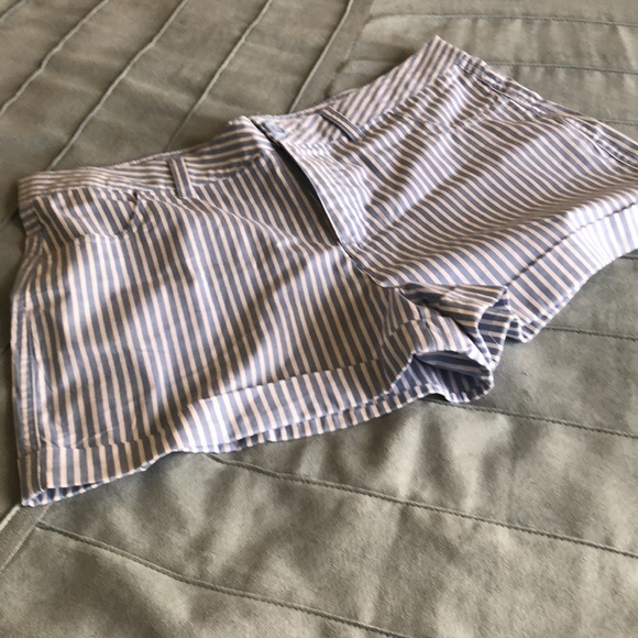 Blue pin striped short shorts size Medium - Picture 7 of 7